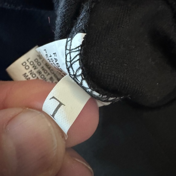 Elegant Black Women's Top - Picture 4 of 6